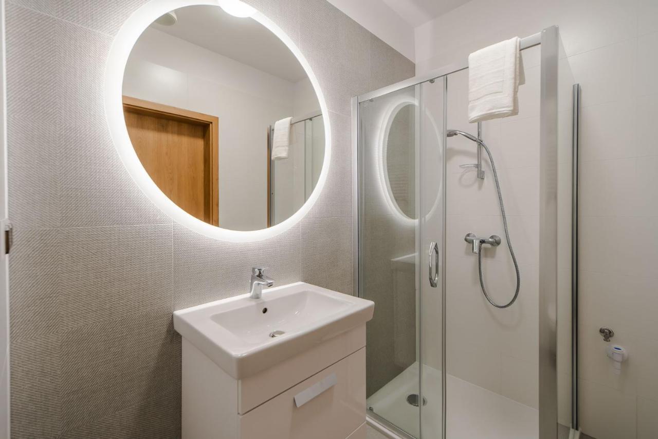 Aquamarina Prima 100 By Renters Apartment Miedzyzdroje Ngoại thất bức ảnh