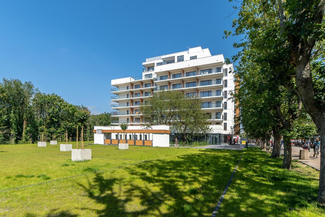 Aquamarina Prima 100 By Renters Apartment Miedzyzdroje Ngoại thất bức ảnh